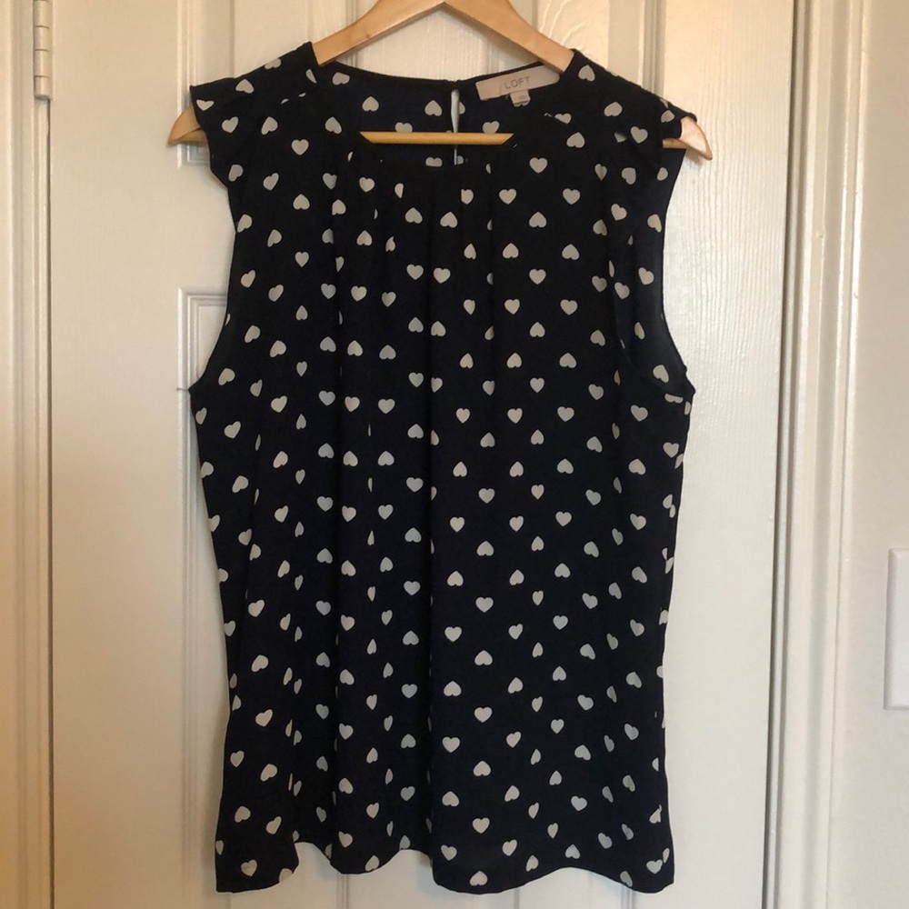 LOFT Shell Navy with Heart Print Size L EUC